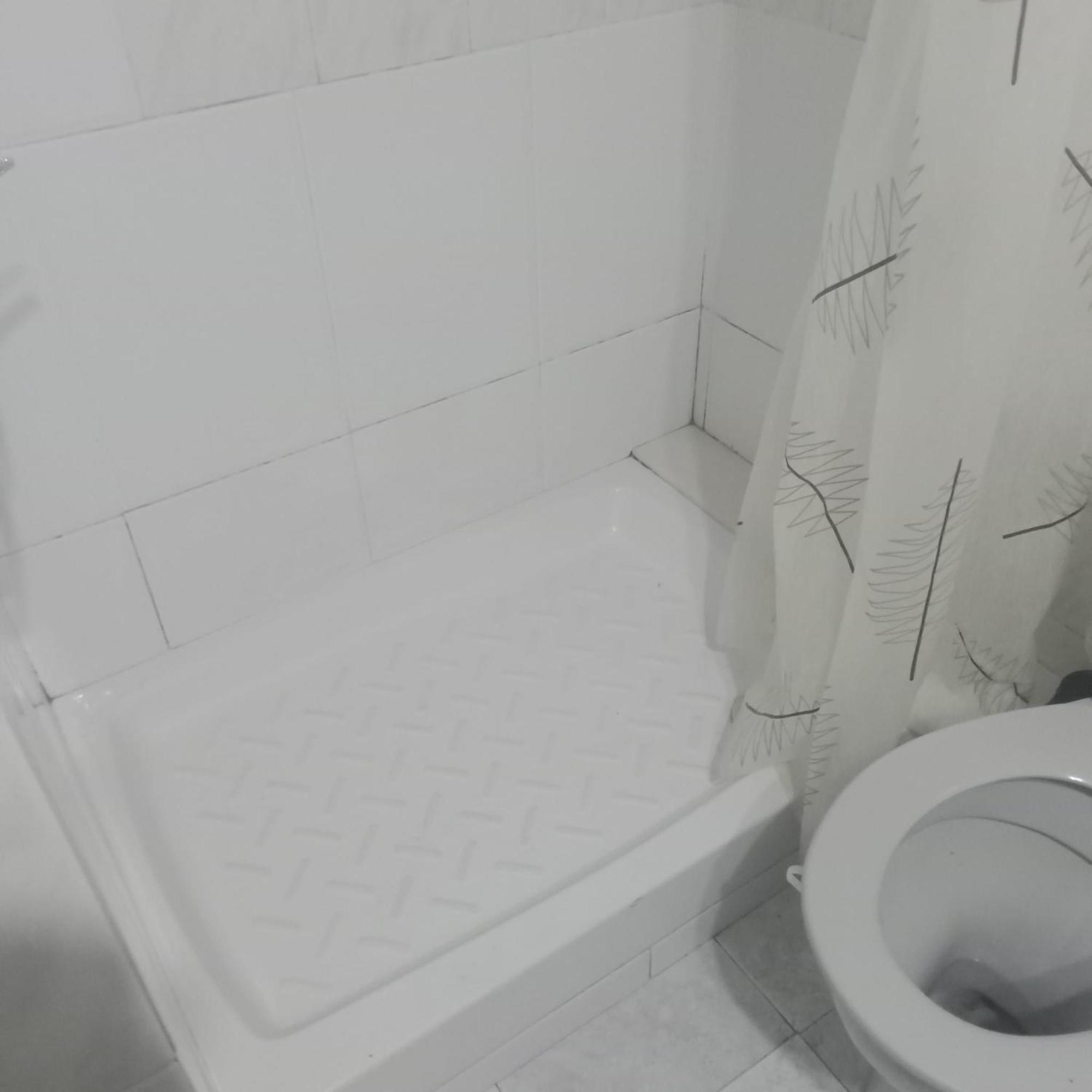 Barcelona Appartment Santa Coloma de Gramenet Экстерьер фото